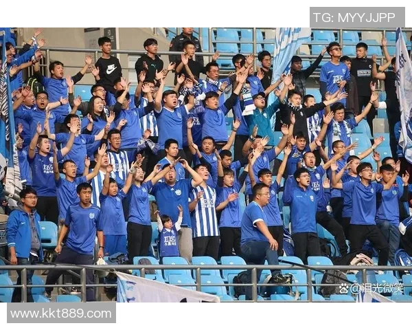 中国足球明星阵容全景展示引发球迷热议与期待 中国足球明星阵容全景展示引发球迷热议与期待